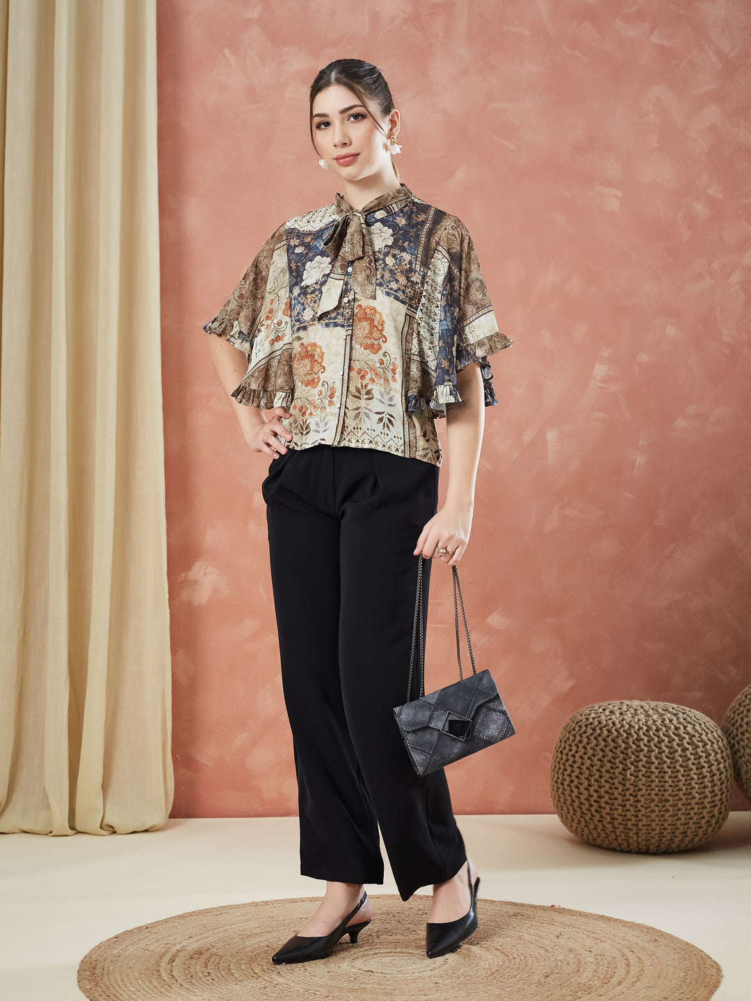 Latin Quarters Women's Black Solid High Rise Formal Straight fit Pant