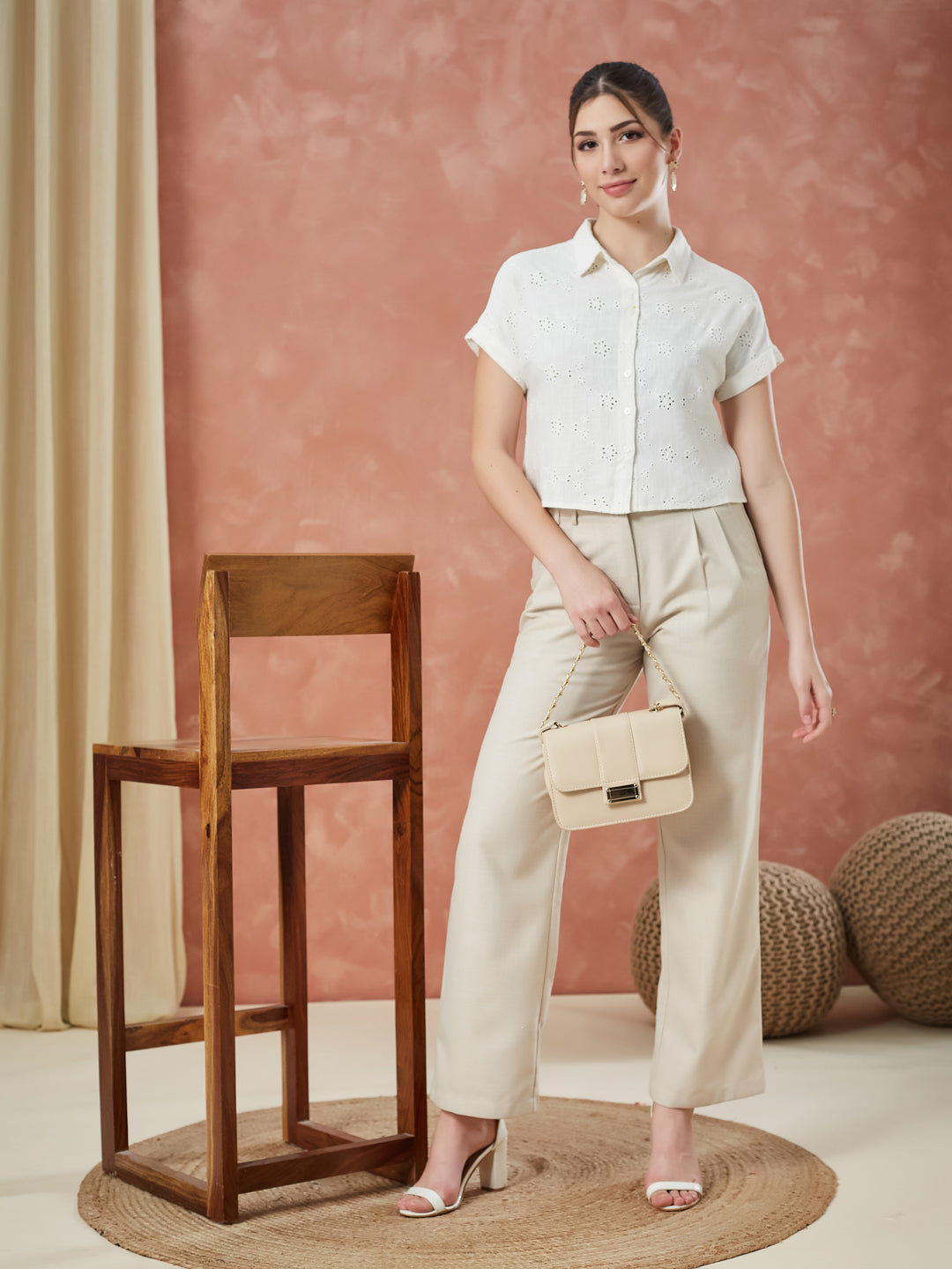 Latin Quarters Women's Off White Solid High Rise Formal Straight fit Pant