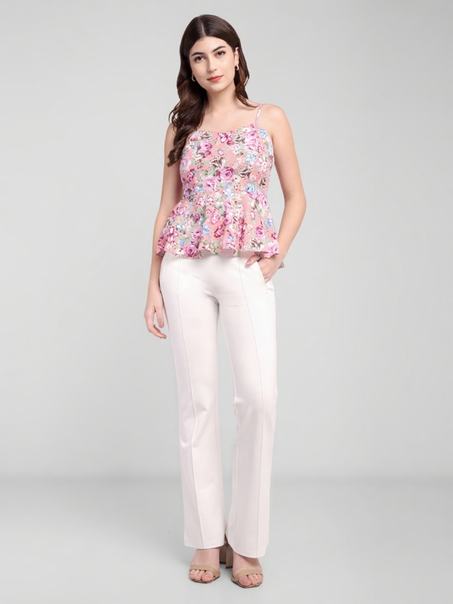 Latin Quarters Women White Solid High Rise Casual Trouser