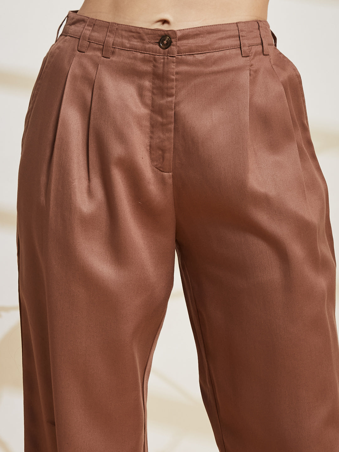 Latin Quarters Women's Brown Solid Casual Wide Leg High Rise Pant