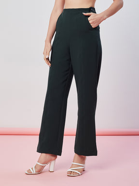 Latin Quarters Women's Green Solid Casual Straight Fit High Waist Pant