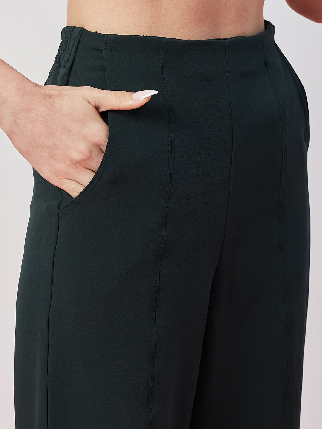 Latin Quarters Women's Green Solid Casual Straight Fit High Waist Pant