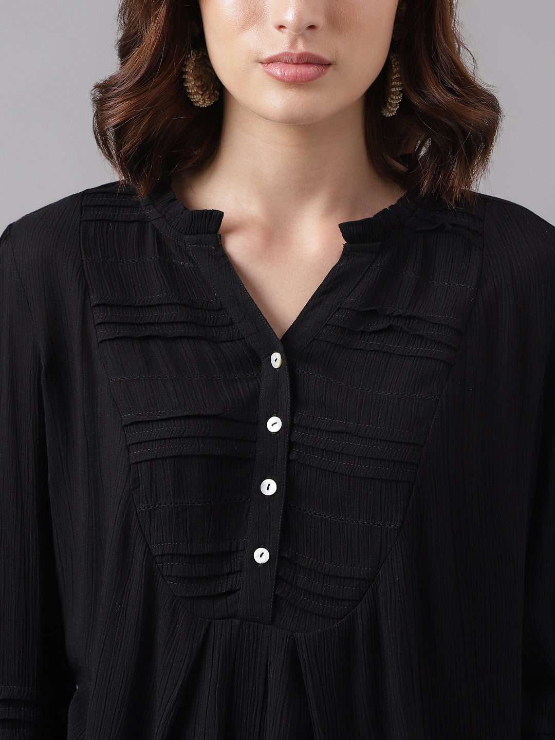 Latin Quarters Women's Black 3/4Th Sleeve Solid Mandarin Casual Tunic