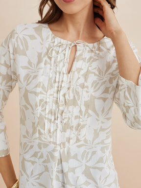 Latin Quarters Women'S Beige Tie-Up Neck 3/4Th Sleeves Printed Casual Tunic