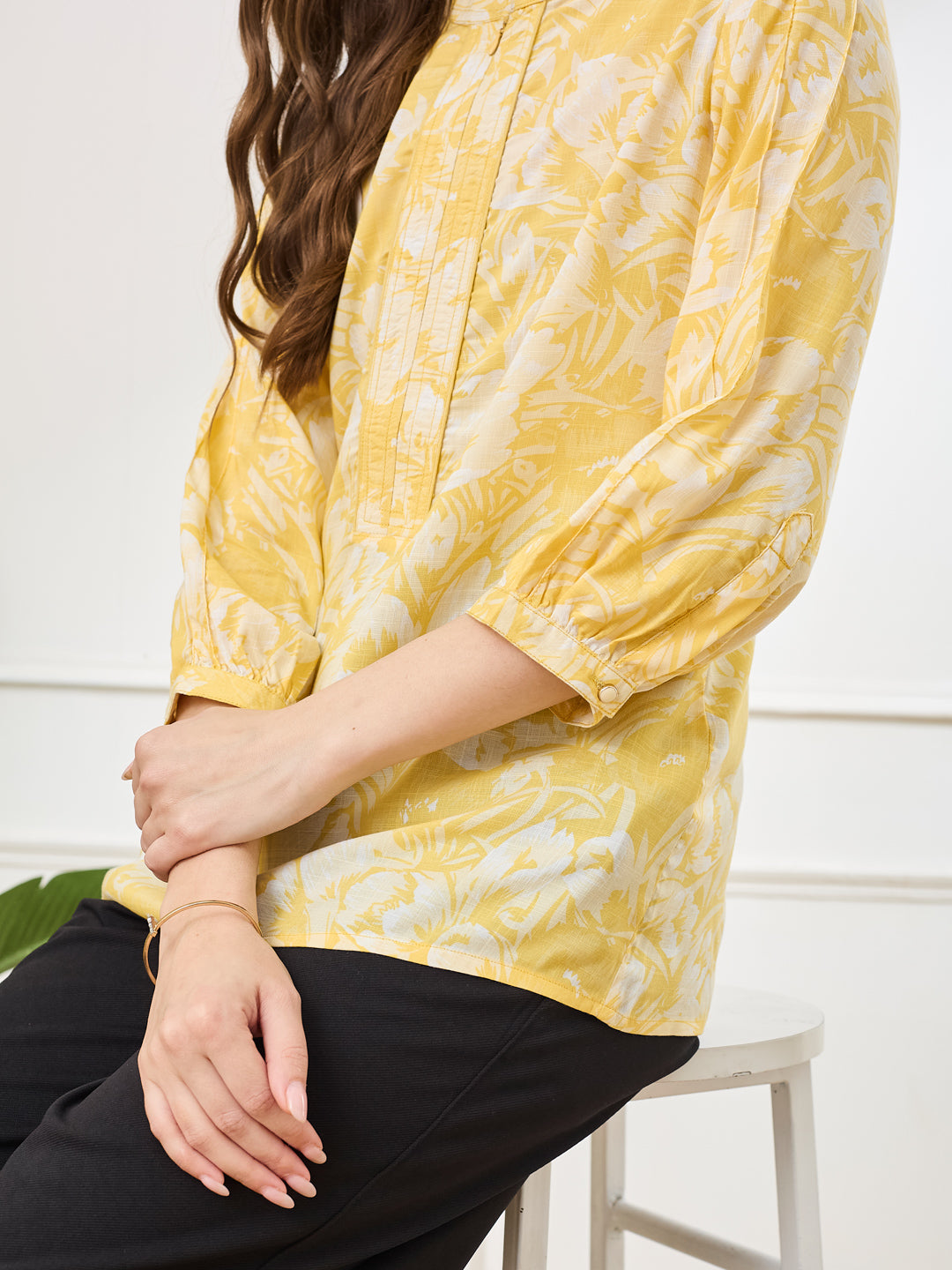 Latin Quarters Women's Yellow 3/4th Sleeves Mandarin Neck Casual Printed Tunic