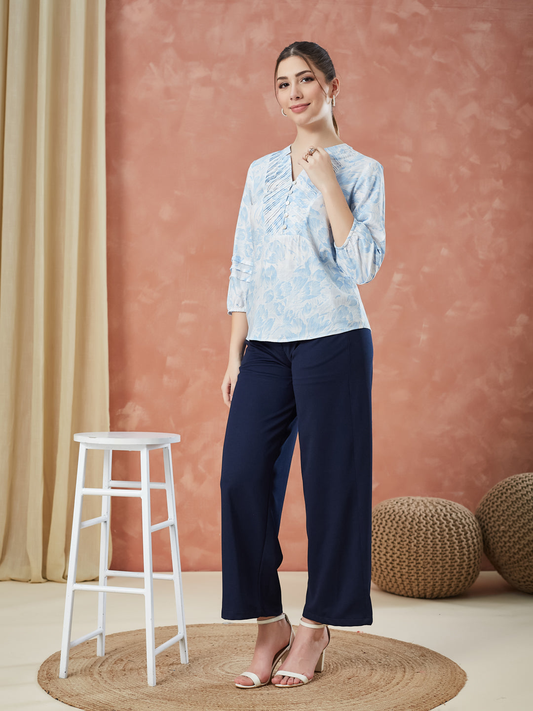Latin Quarters Women's Blue 3/4Th Sleeves Printed V-Neck Casual Tunic