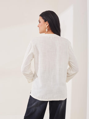 Latin Quarters Women's White Solid 3/4th Sleeve V-Neck Casual Tunic