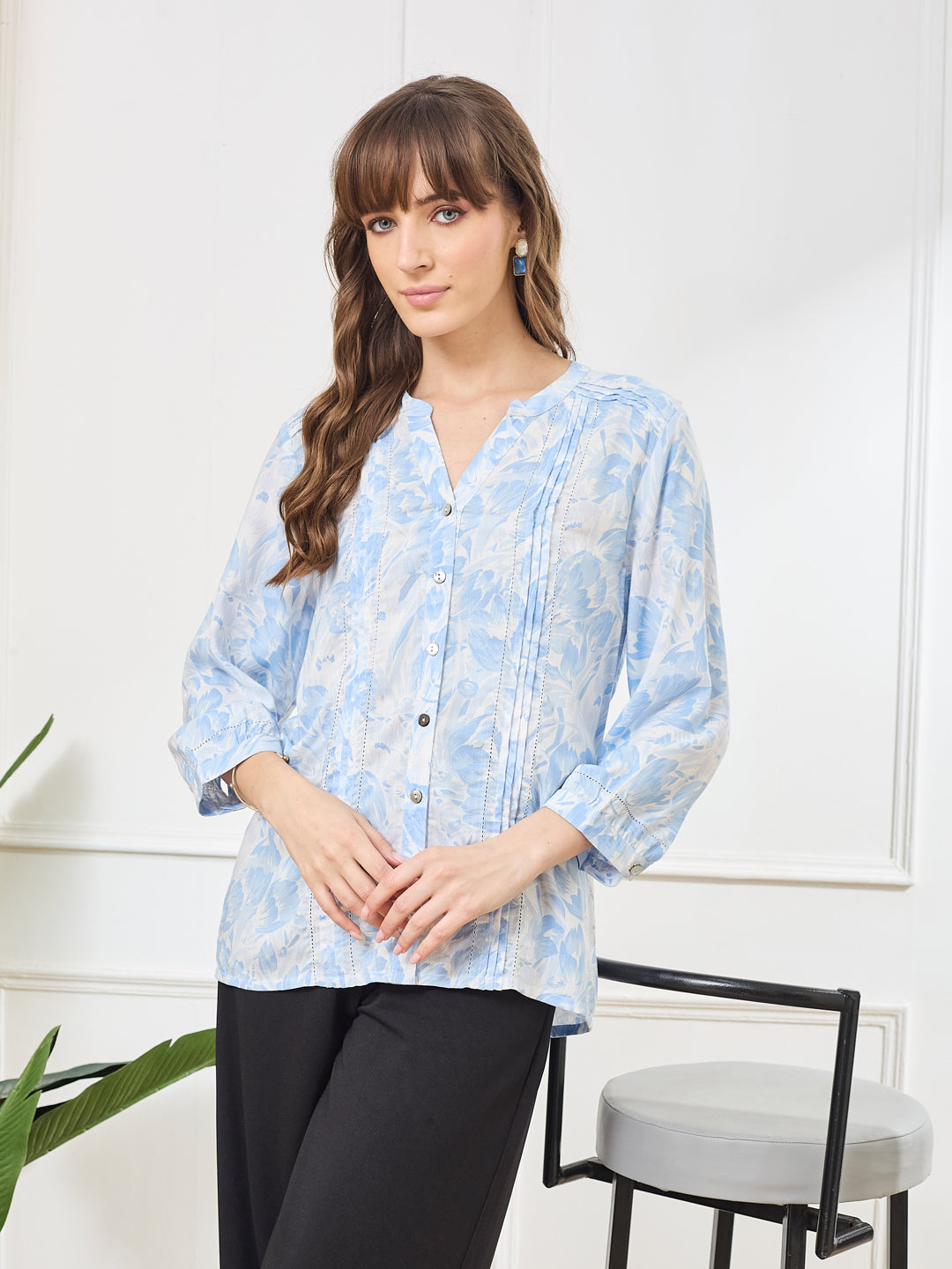 Latin Quarters Women's Blue 3/4th Sleeves V-Neck Casual Printed Tunic