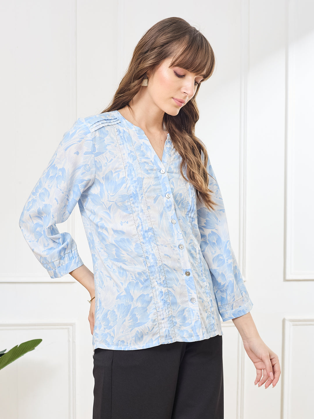 Latin Quarters Women's Blue 3/4th Sleeves V-Neck Casual Printed Tunic