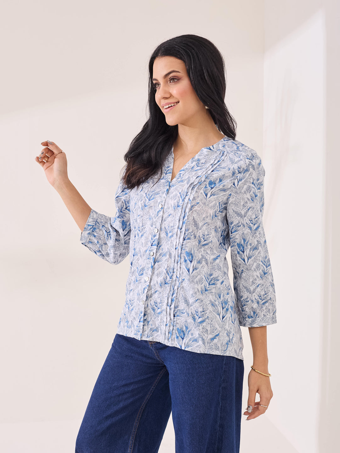 Latin Quarters Women's Blue Printed 3/4th Sleeve V-Neck Casual Tunic