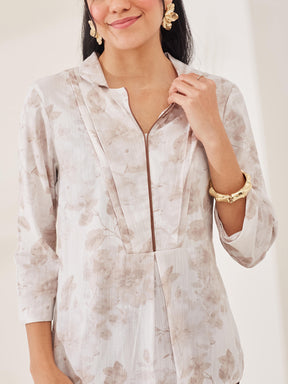 Latin Quarters Women's Beige Printed 3/4th Sleeve Collar Neck Casual Tunic