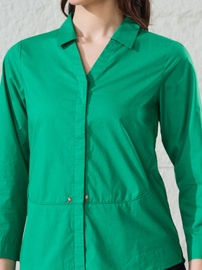 Latin Quarters Women's Green Solid 3/4Th Sleeves Collared Casual Shirt