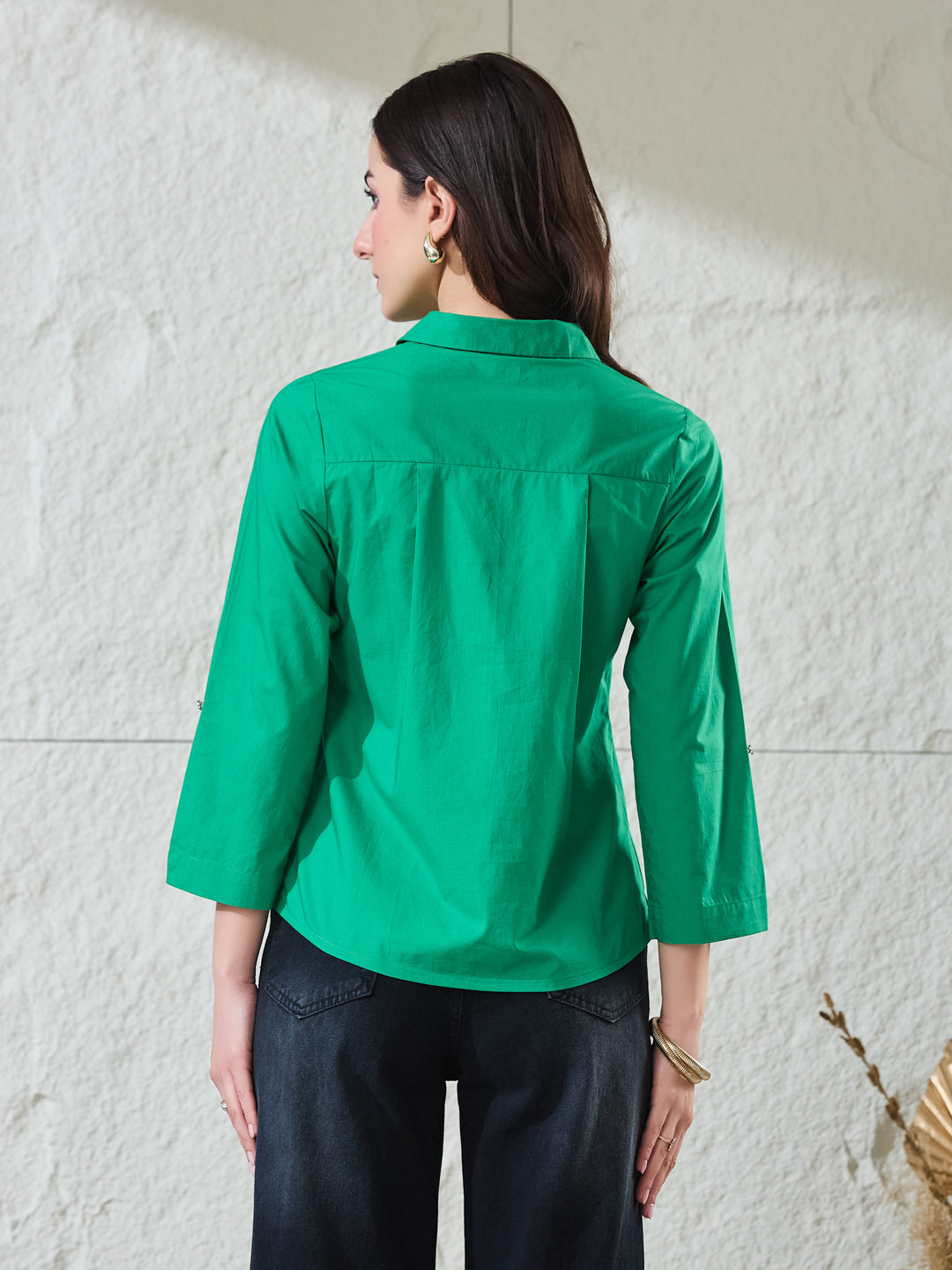 Latin Quarters Women's Green Solid 3/4Th Sleeves Collared Casual Shirt