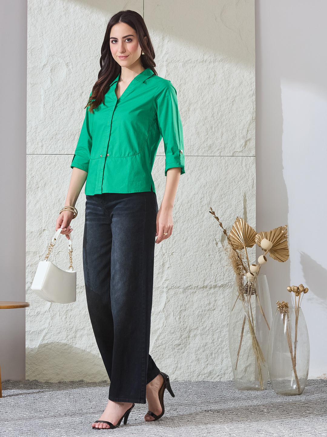 Latin Quarters Women's Green Solid 3/4Th Sleeves Collared Casual Shirt