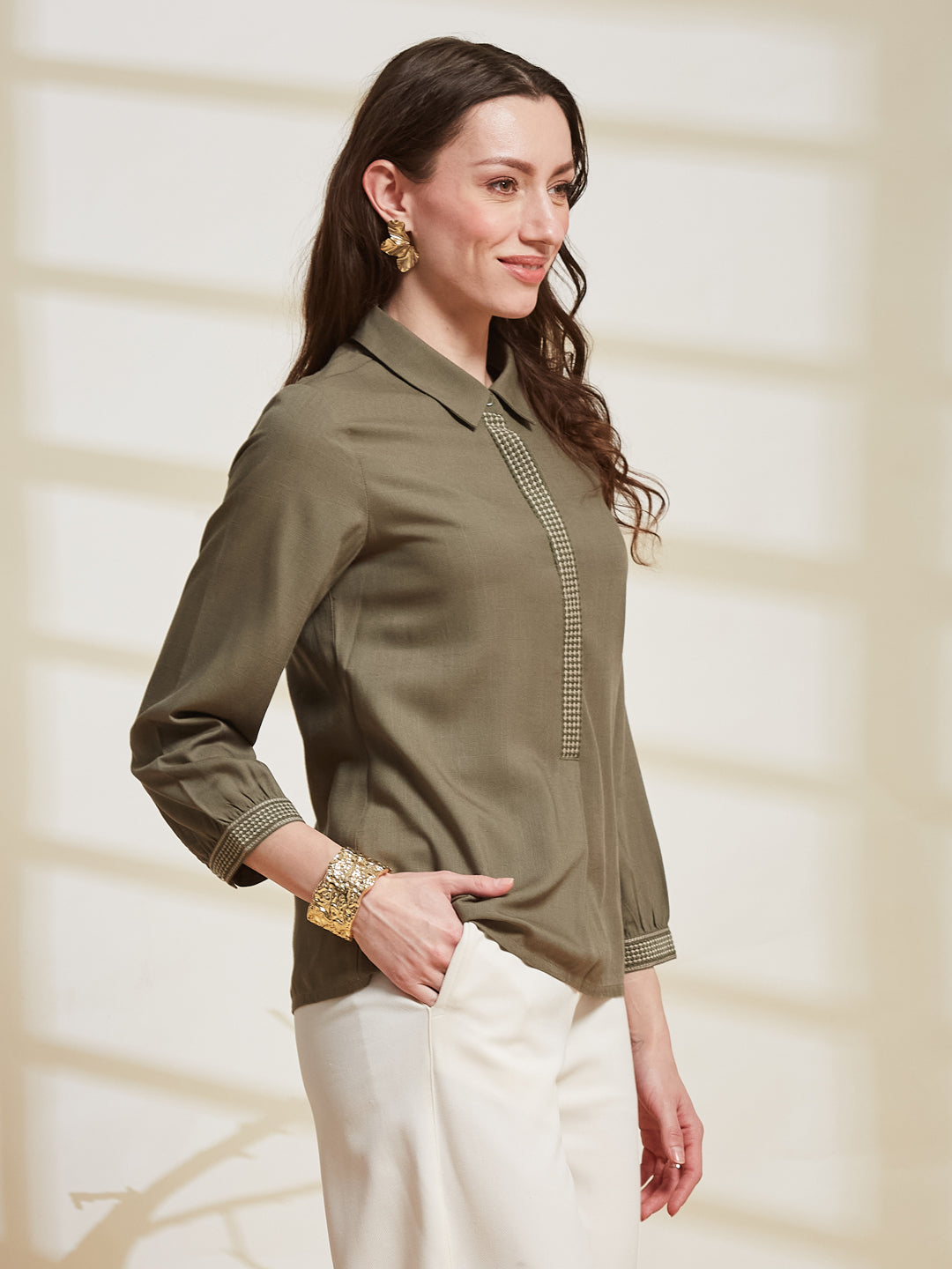 Latin Quarters Women's Olive Solid Collared 3/4Th Sleeve Casual Tunic