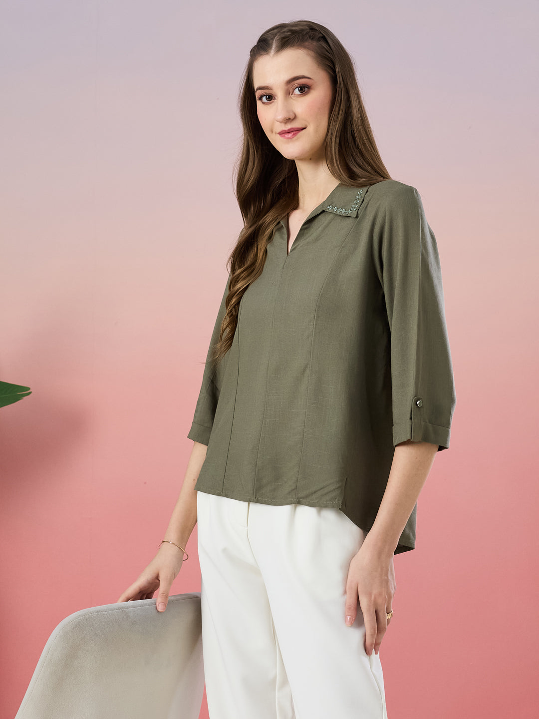 Latin Quarters Women's Green Solid 3/4th Sleeve Collar Neck Casual Tunic