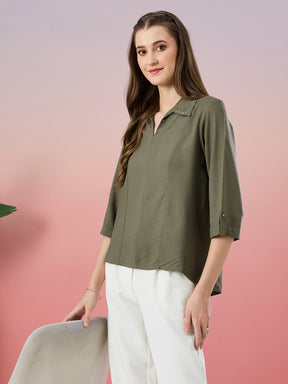 Latin Quarters Women's Green Solid 3/4th Sleeve Collar Neck Casual Tunic