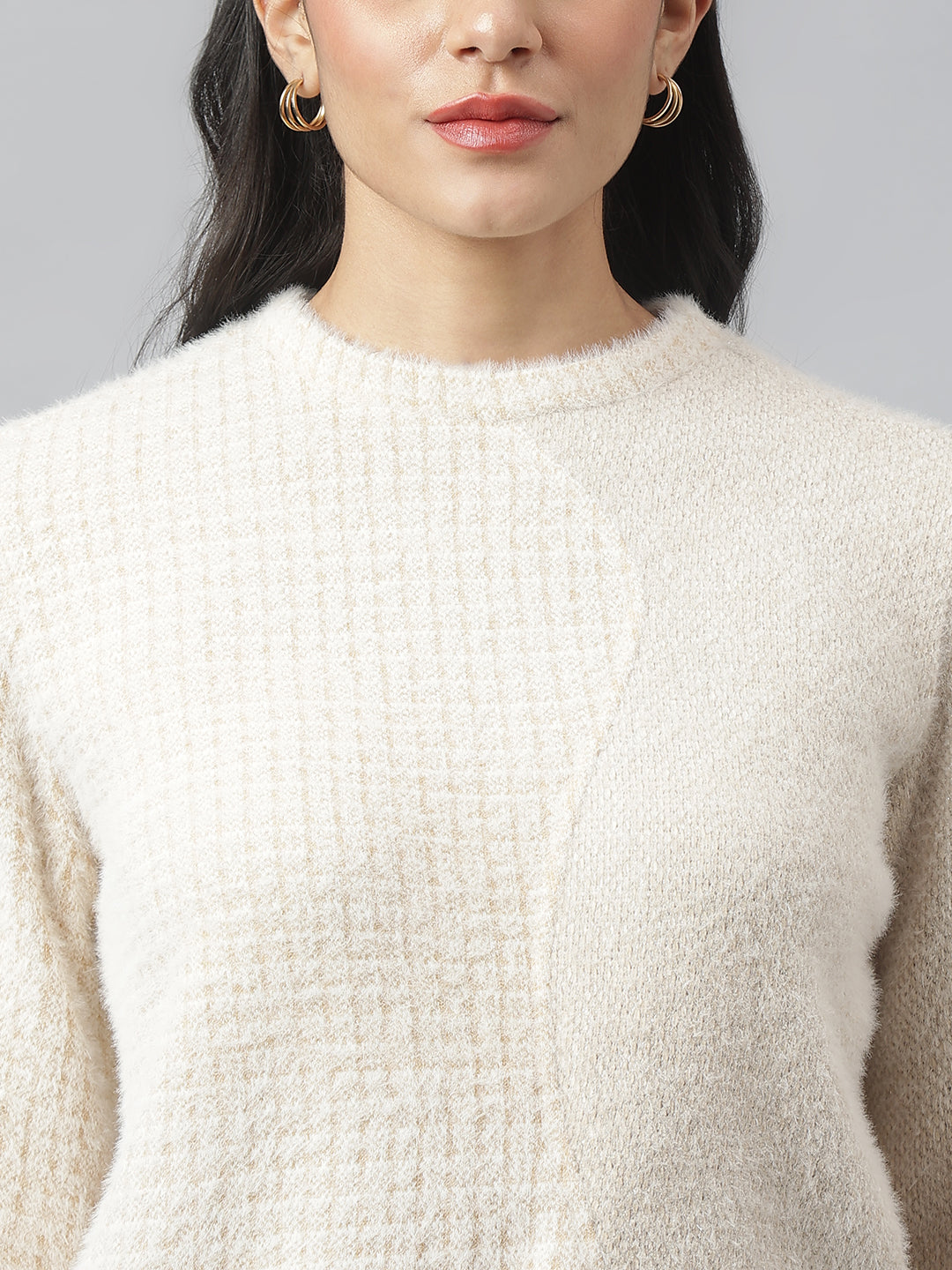 Beige Full Sleeve Round Neck Solid Sweater For Casual Wear