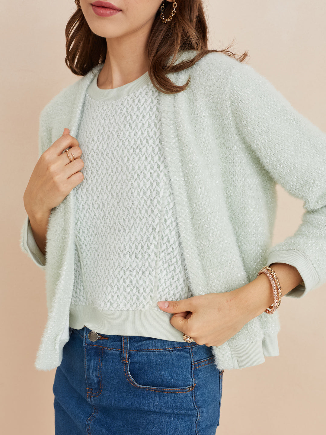 Latin Quarters Women'S Green Round Neck Full Sleeves Self Design Casual Sweatshirt Shrug Set