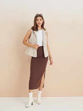 Latin Quarters Women'S Beige Collar Neck Sleeveless Self Design Casual Cardigan