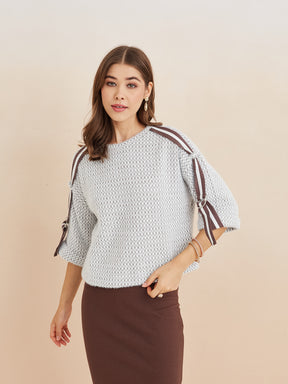 Latin Quarters Women'S Grey Round Neck 3/4Th Sleeves Self Design Casual Sweatshirt