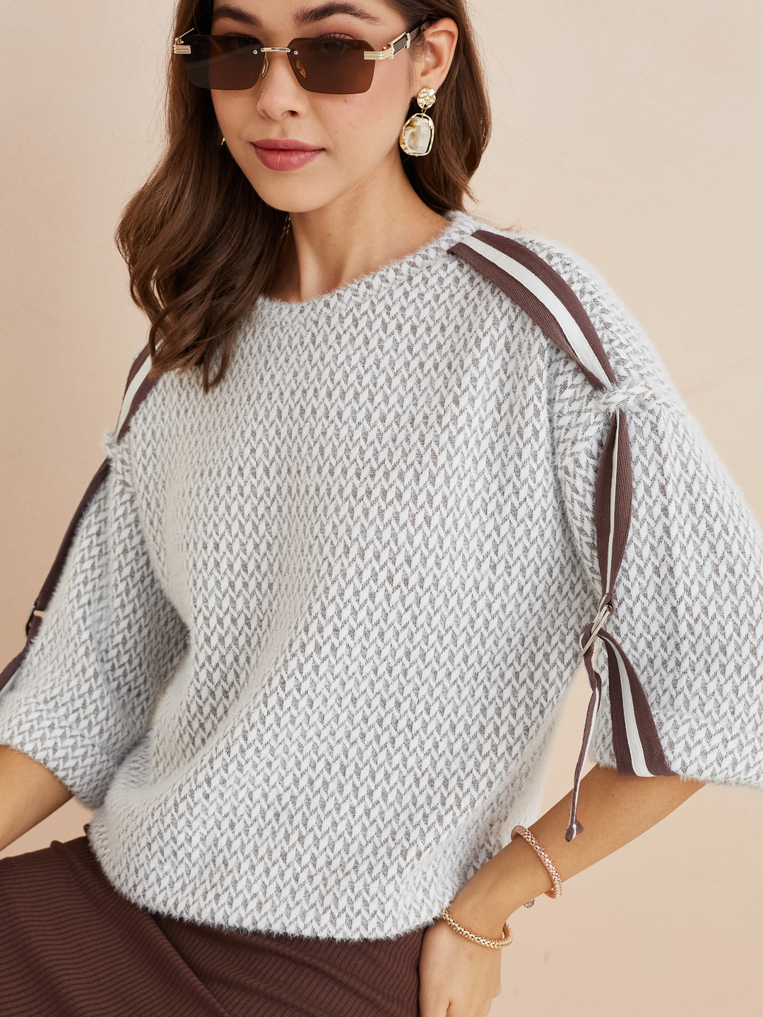 Latin Quarters Women'S Grey Round Neck 3/4Th Sleeves Self Design Casual Sweatshirt