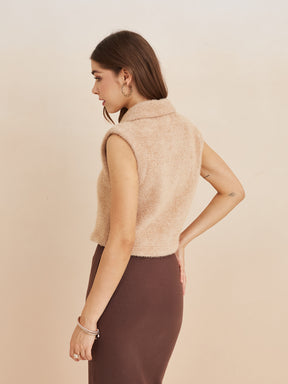 Latin Quarters Women'S Beige Collar Neck Sleeveless Solid Casual Jacket