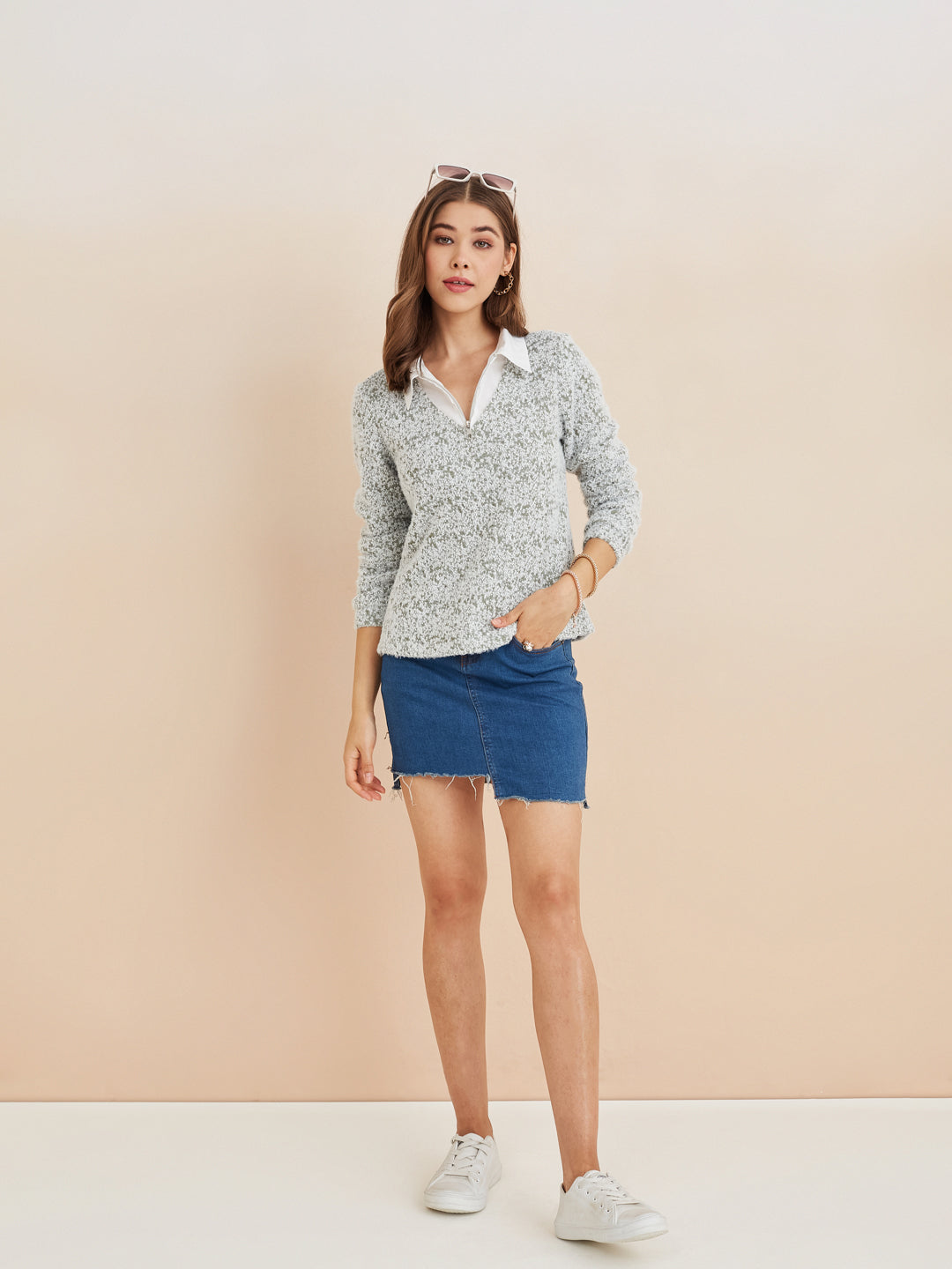 Latin Quarters Women'S Green Collar Neck Full Sleeves Self Design Casual Sweatshirt