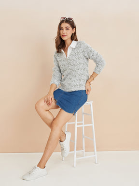 Latin Quarters Women'S Green Collar Neck Full Sleeves Self Design Casual Sweatshirt