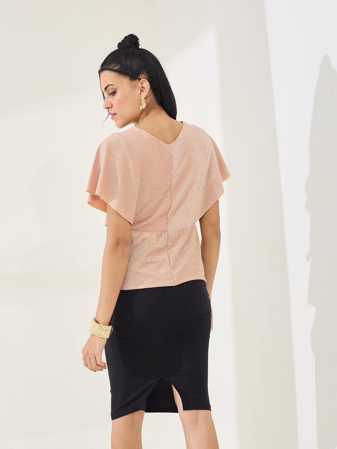 Latin Quarters Women's Peach Shimmer Cap Sleeve V-Neck Party Top