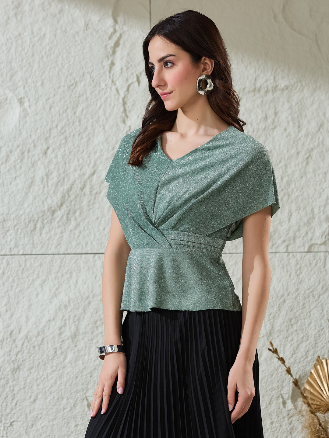 Latin Quarters Women's Green Shimmer Cap Sleeves V-Neck Party Peplum Top