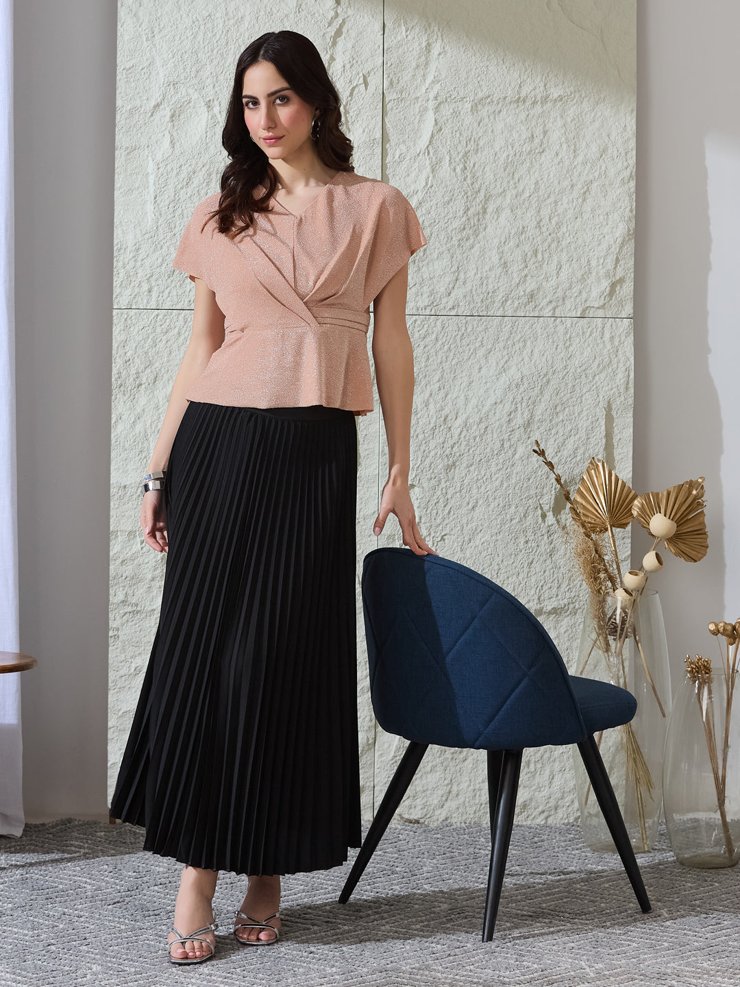 Latin Quarters Women's Peach Shimmer Cap Sleeves V-Neck Party Peplum Top