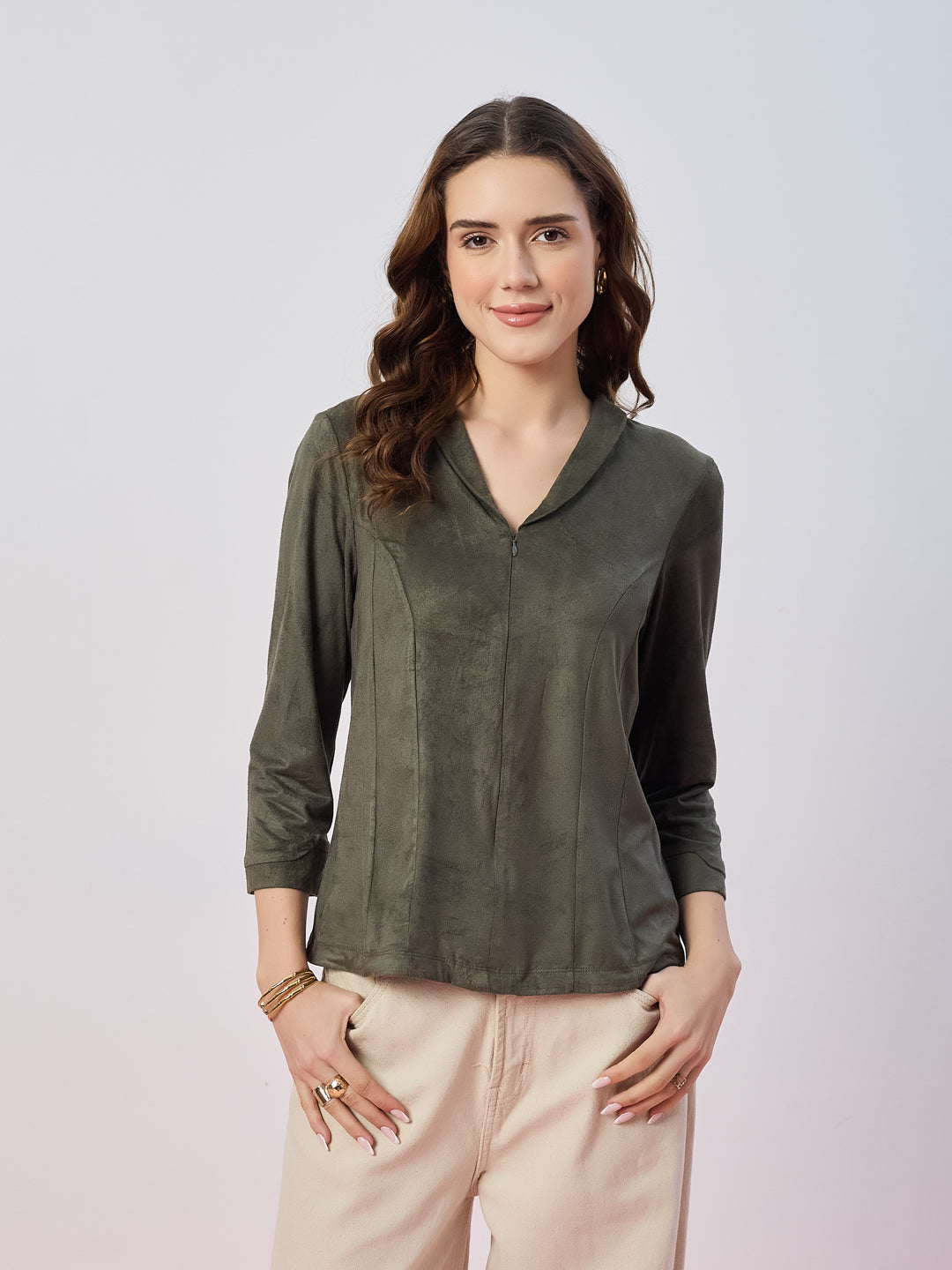Latin Quarters Women's Green Solid 3/4th Sleeves V-Neck Casual Top