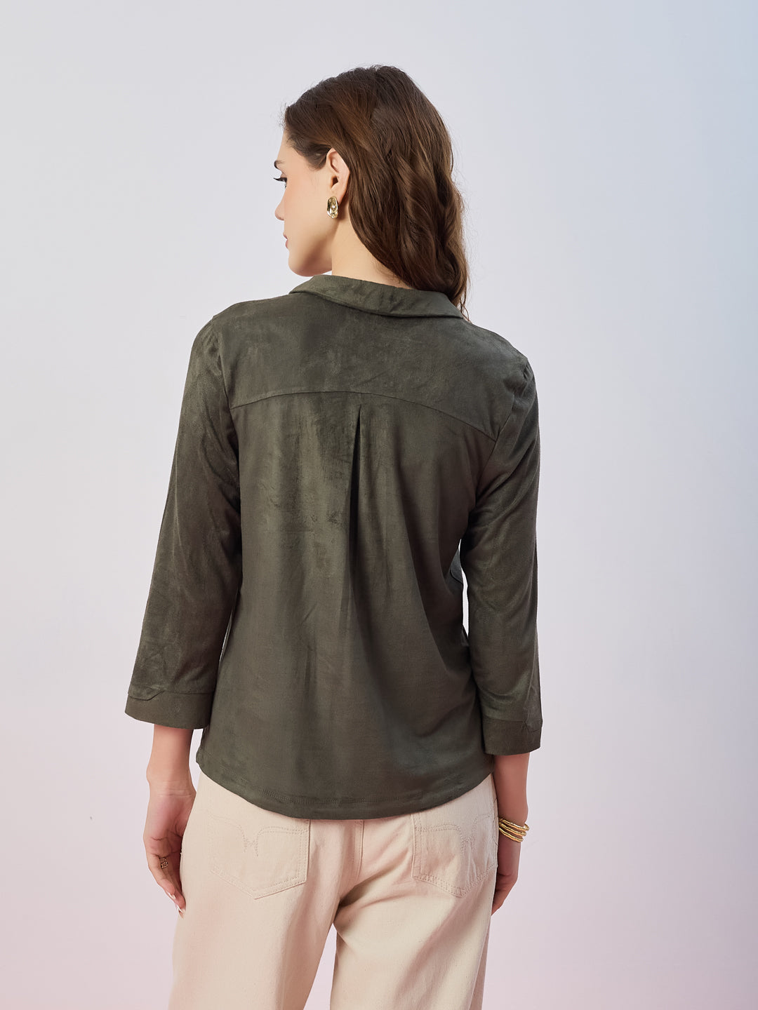 Latin Quarters Women's Green Solid 3/4th Sleeves V-Neck Casual Top