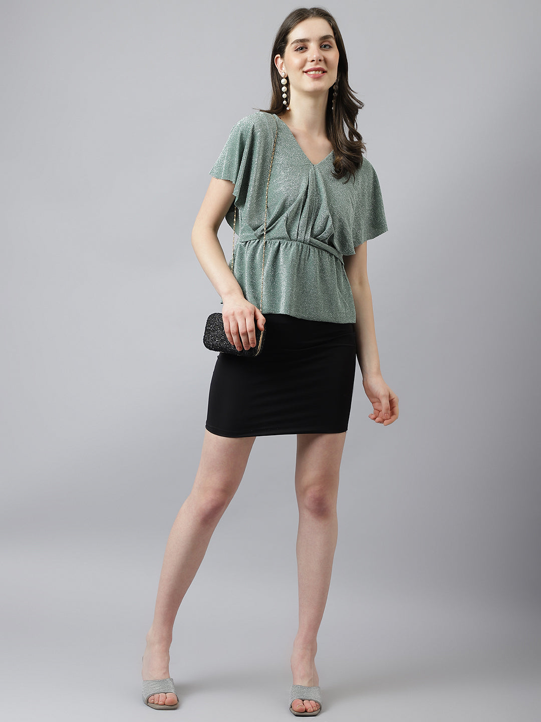 Latin Quarters Women'S Green Solid V-Neck Cap Sleeve Party Top