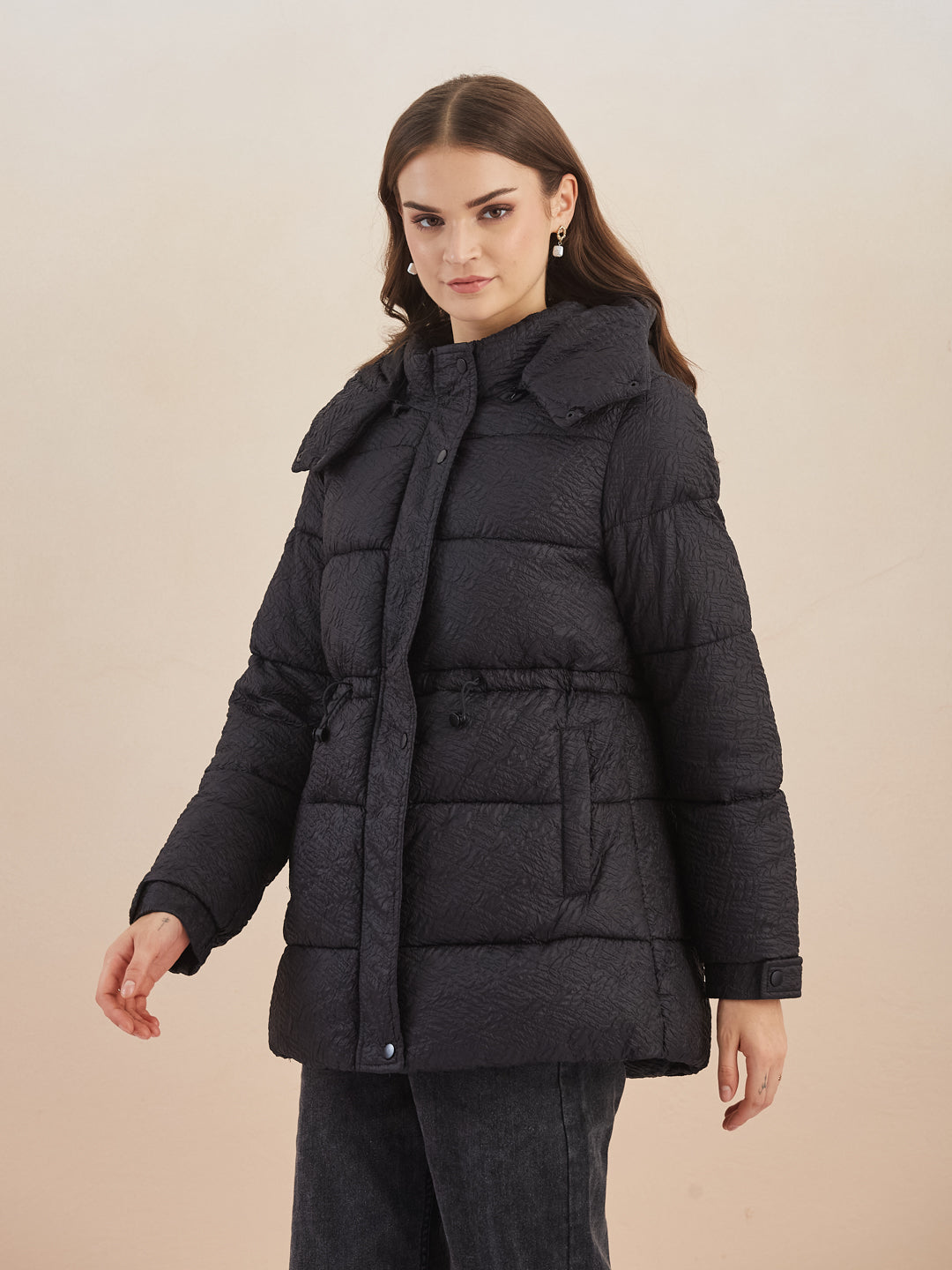 Latin Quarters Women Black Textured Detachable Hooded Full Sleeve Casual Puffer Jacket