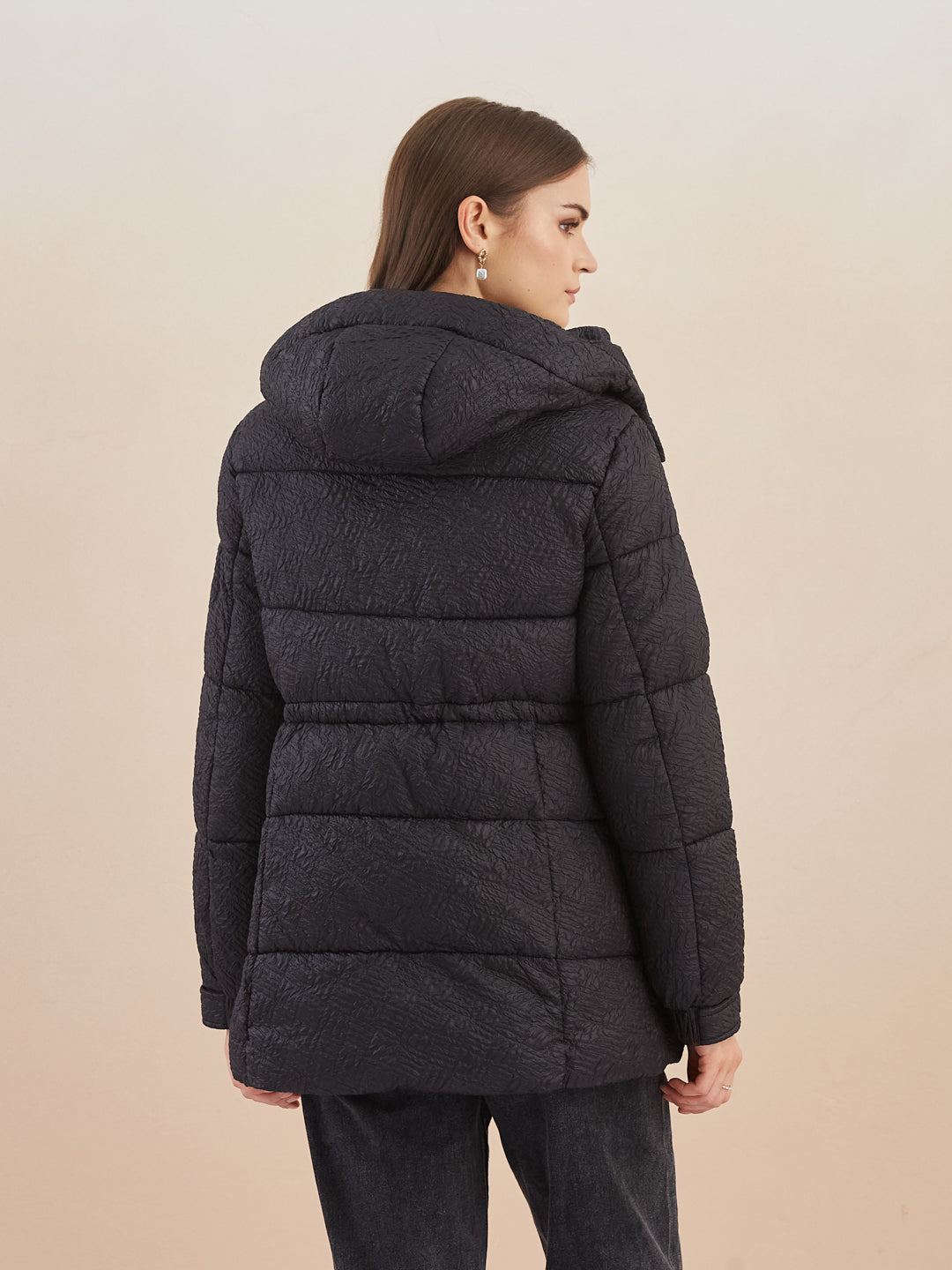 Latin Quarters Women Black Textured Detachable Hooded Full Sleeve Casual Puffer Jacket