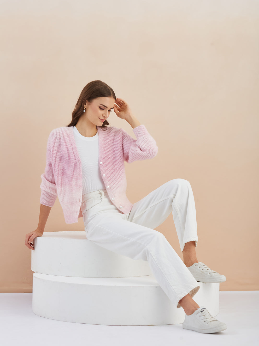 Latin Quarters Women'S Pink V-Neck Full Sleeves Solid Casual Cardigan