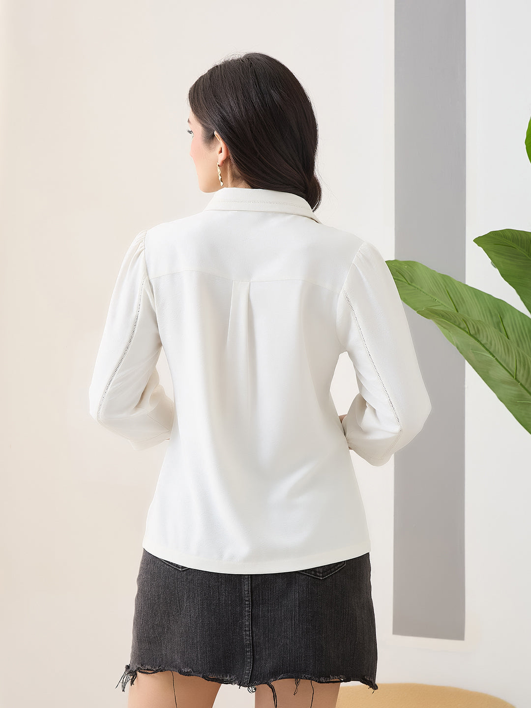 Latin Quarters Women White Solid 3/4th Sleeves Collar Neck Casual Shirt