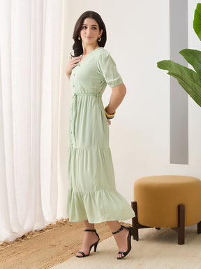 Latin Quarters Women Green Solid Half Sleeves V-Neck Midi Casual Dress