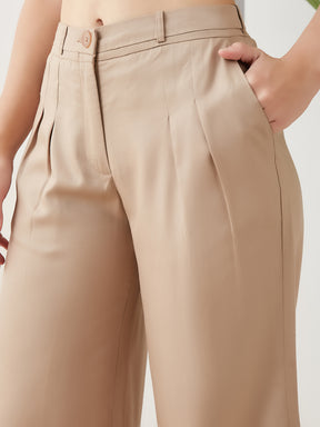 Latin Quarters Women Beige Solid Full Length Casual Pant