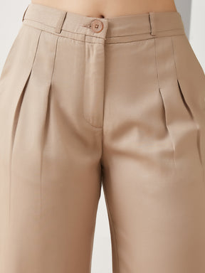 Latin Quarters Women Beige Solid Full Length Casual Pant