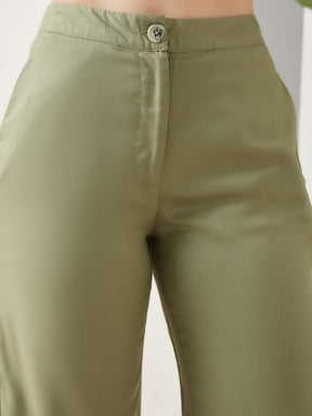 Latin Quarters Women Green Solid High Rise Casual Pant