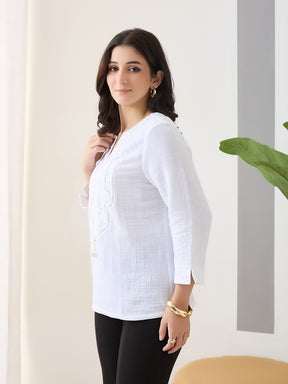 Latin Quarters Women White Solid 3/4th Sleeves V-Neck Casual Tunic