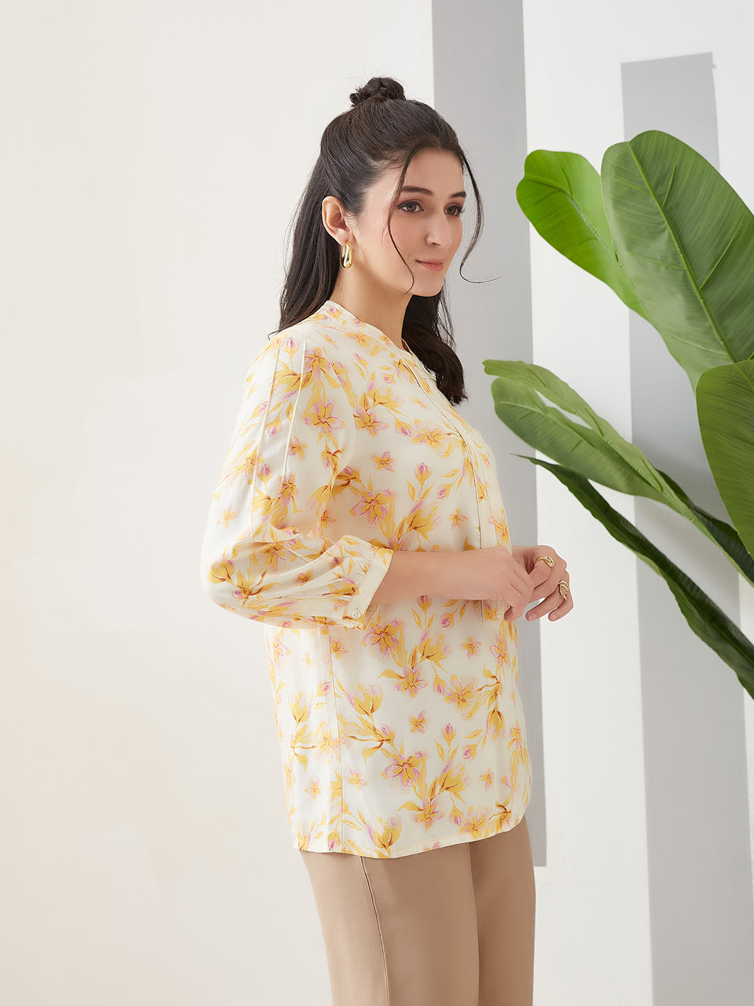 Latin Quarters Women Yellow Printed 3/4th Sleeves Round Neck Casual Tunic