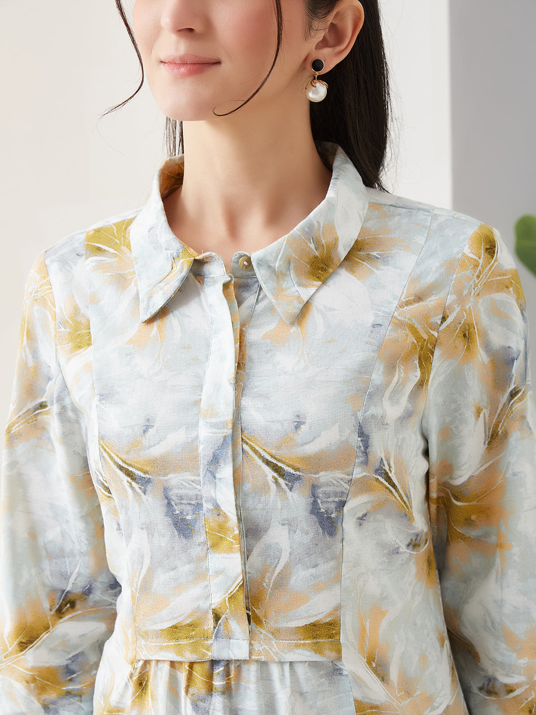 Latin Quarters Women Grey Printed 3/4th Sleeves Collar Neck Casual Tunic