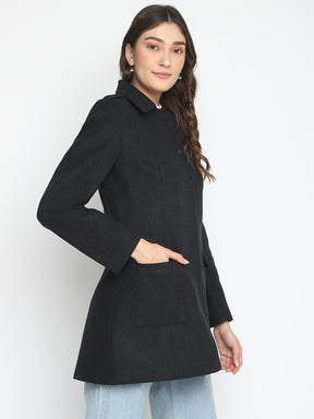 Black Full Sleeve Solid Regular Jacket With Pocket